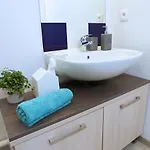Apparteo Aparthotel 3*