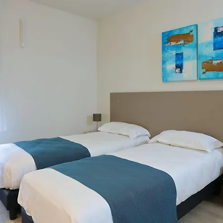 Apparteo 4*