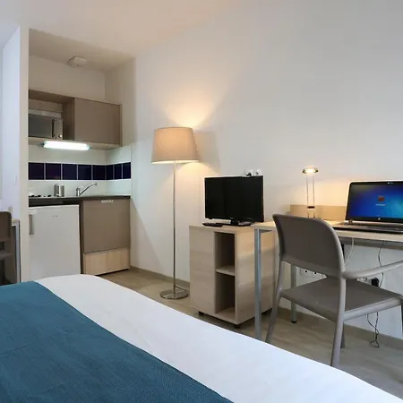 מלון דירות Apparteo 3*