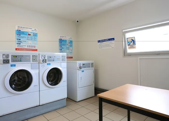 Apparteo Aparthotel 3*