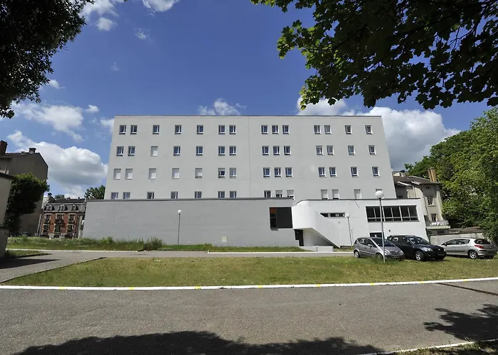 Aparthotel Apparteo 3*